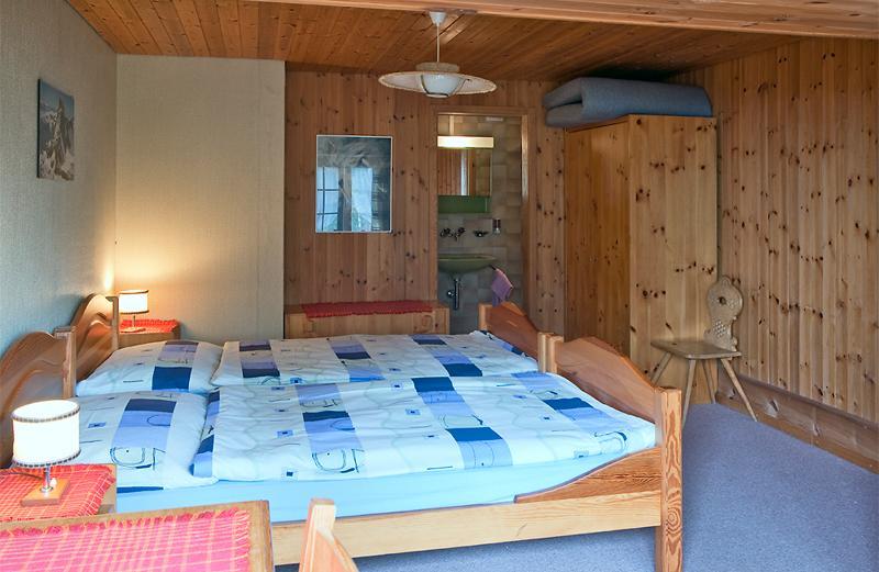 Chemihuette Hotel Aeschi Bei Spiez Buitenkant foto