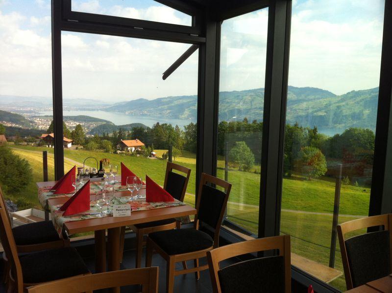 Chemihuette Hotel Aeschi Bei Spiez Buitenkant foto